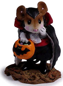 Wee Forest Folk - Count Spooky - M-284a