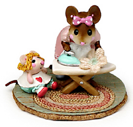 Wee Forest Folk - Ironing Dollie's Doily - M-291